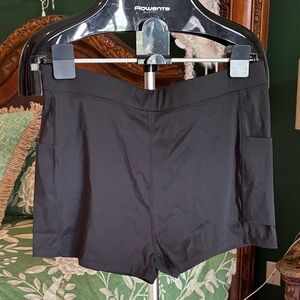 Black Women's Athletic Pocket Shorts